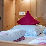 Edelweiss Pensionat Sankt Leonhard im Pitztal