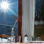 Pensionat Edelweiss 3*
